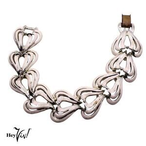 Vintage Coro Pegasus Bracelet Ivory Enamel w Chunky Curved Shapes 7.5" - Hey Viv